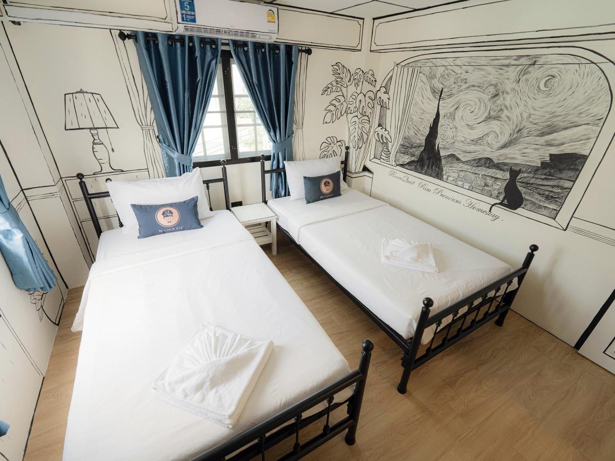 Roomquest Chiang Mai Tha Phae Kültér fotó